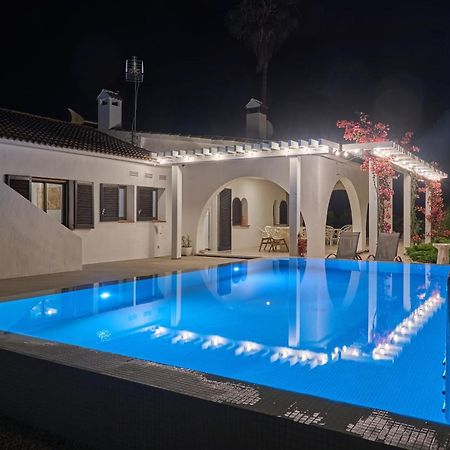 Вилла Casa Eucaliptus L'Eucaliptus Экстерьер фото