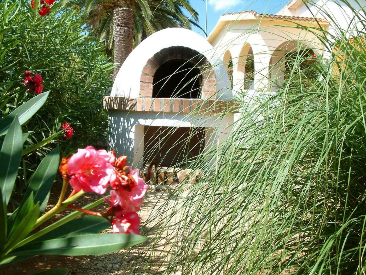 Вилла Casa Eucaliptus L'Eucaliptus Экстерьер фото